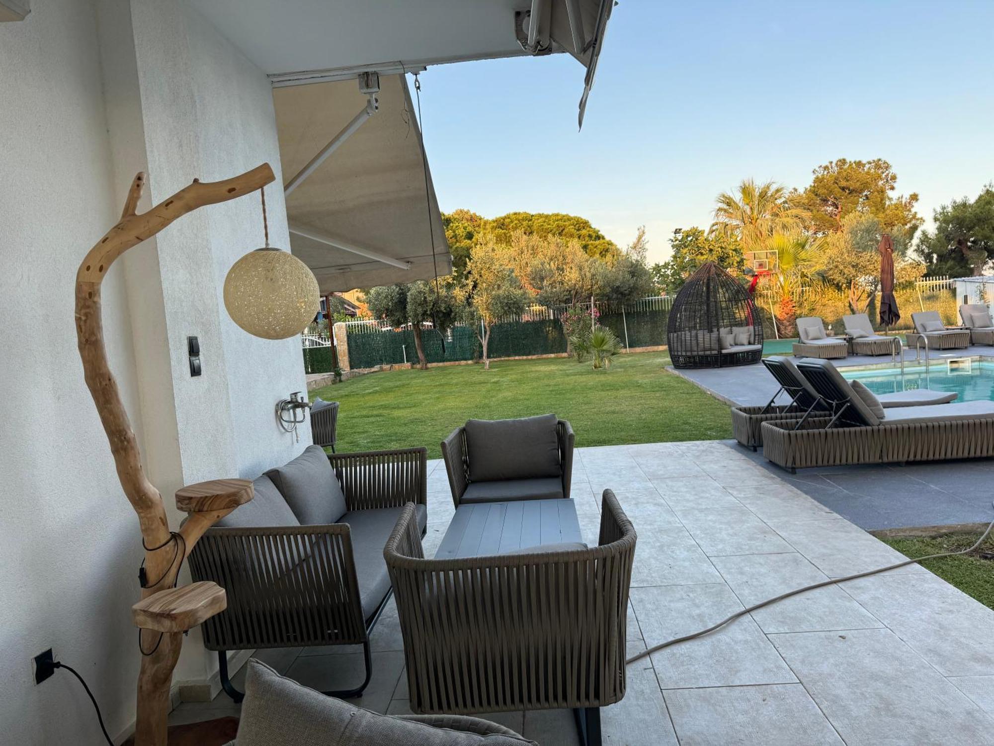 Zoza Luxury Villa Isthmia By The Sea With Private Pool Kalamaki  Экстерьер фото